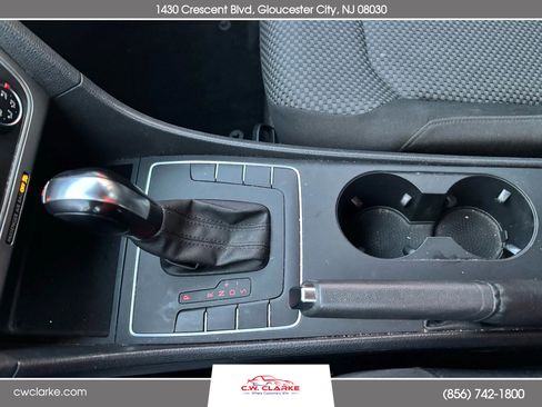 Used 2014 Volkswagen Passat 1.8T S image 18