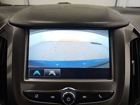 Used 2018 Chevrolet Cruze LT FWD image 25