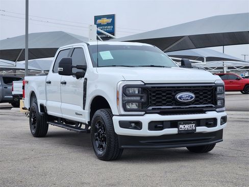 Used 2024 Ford F250 XL w/ STX Appearance Package image 3