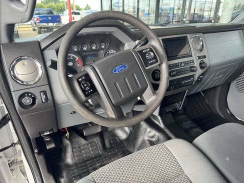 Used 2013 Ford F350 XLT w/ Camper Pkg AWD/4WD image 5