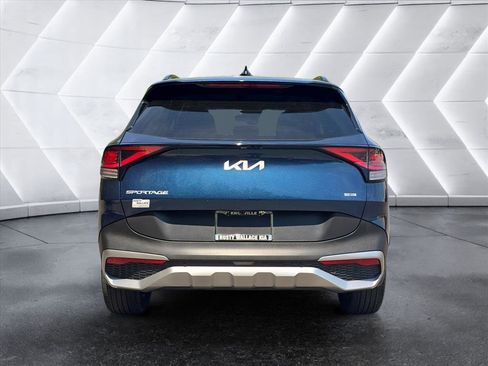 Used 2025 Kia Sportage EX w/ EX Premium Package AWD/4WD image 4