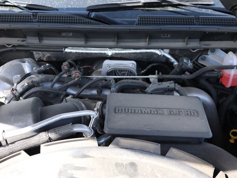 Certified 2024 GMC Sierra 3500 Denali Ultimate AWD/4WD image 18