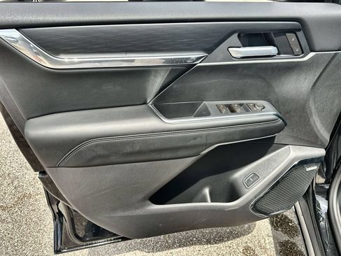 New 2026 GMC Acadia Elevation w/ Elevation Premium Package FWD image 21