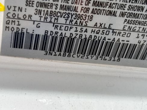 Used 2025 Nissan Sentra SV FWD image 29