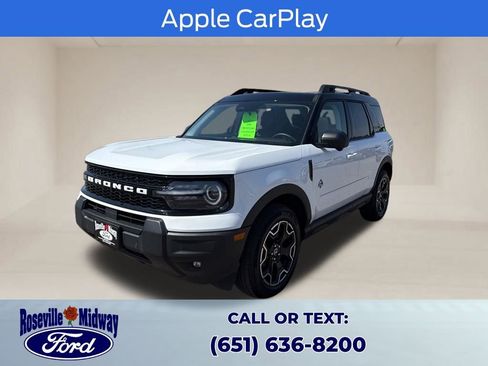 Used 2025 Ford Bronco Sport Outer Banks w/ Outer Banks Tech Package+ AWD/4WD image 3
