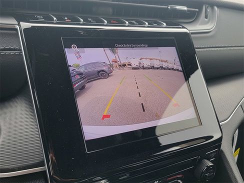 New 2025 Jeep Grand Cherokee Laredo X image 8