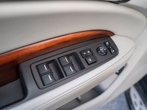 Used 2017 Acura MDX SH-AWD w/ Advance Package image 23