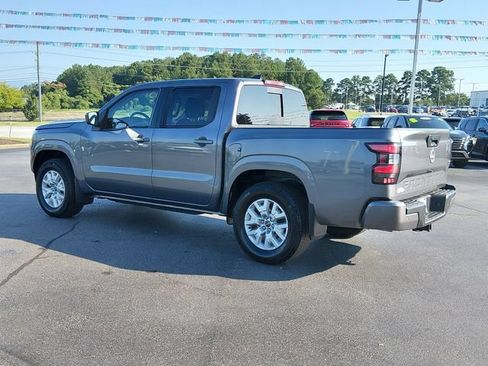 Certified 2024 Nissan Frontier SV w/ SV Convenience Package RWD image 5