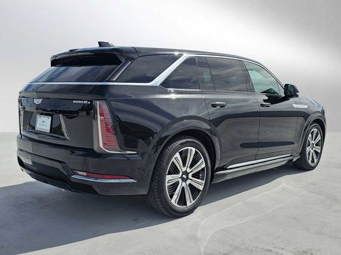 Used 2025 Cadillac Escalade IQ Luxury 1 image 3