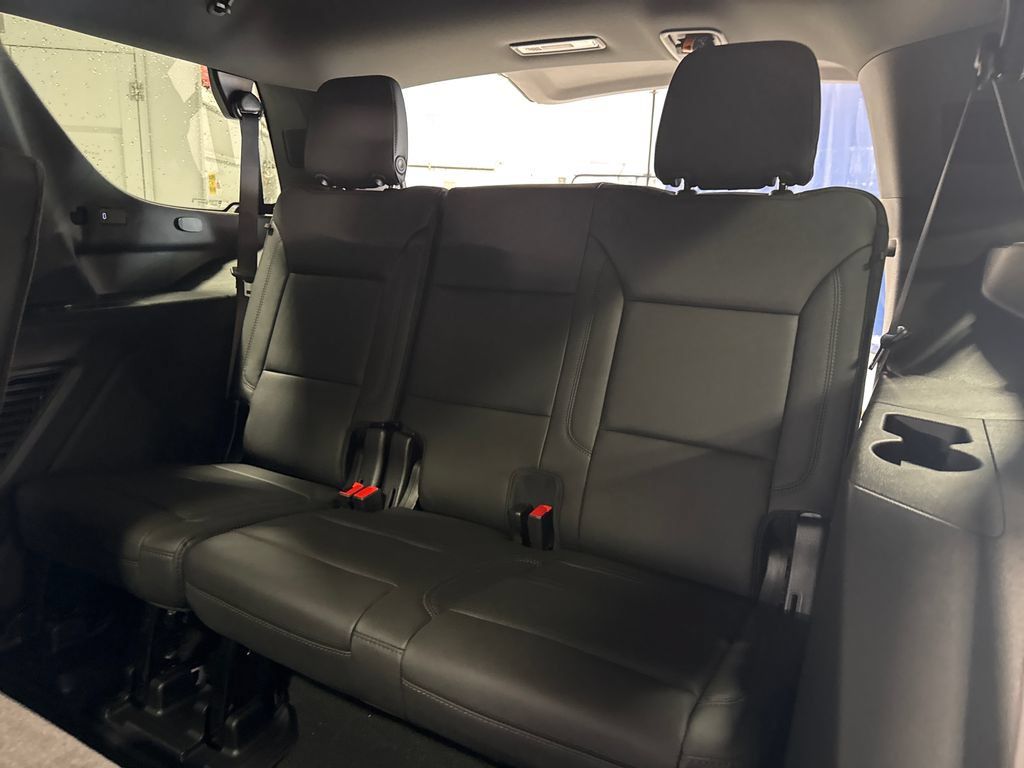 New 2026 Chevrolet Tahoe Z71 w/ Sun And Tow Package AWD/4WD image 43