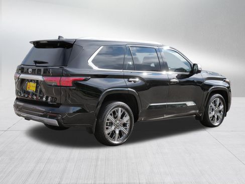 Certified 2025 Toyota Sequoia Capstone AWD/4WD image 8