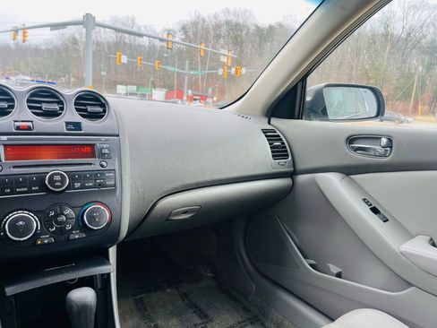 Used 2007 Nissan Altima 3.5 SE w/ Emergency Aid Pkg image 25