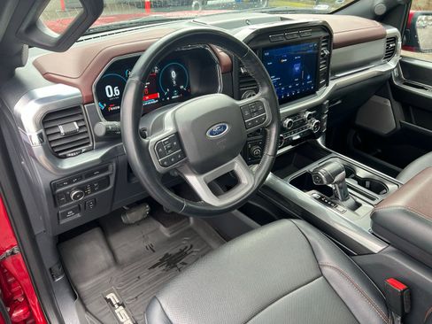 Used 2021 Ford F150 Lariat image 12