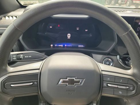 Used 2023 Chevrolet Colorado Trail Boss image 23