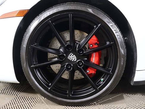 Used 2024 Porsche 911 Carrera S image 15