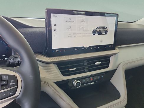 New 2026 Ford Explorer Active w/ Active Comfort Package image 24