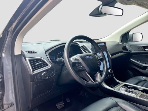 Used 2022 Ford Edge SEL AWD/4WD image 9