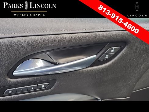 Used 2020 Cadillac XT4 Premium Luxury w/ Enhanced Visibility Package image 17