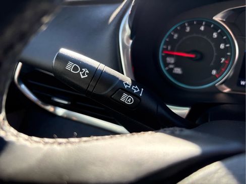 Used 2023 Chevrolet Traverse RS image 26