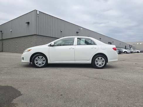 Used 2010 Toyota Corolla FWD image 7