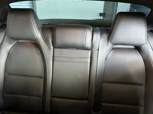 Used 2019 Mercedes-Benz CLA 250 image 13