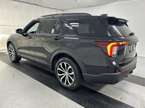 Used 2026 Ford Explorer ST-Line AWD/4WD image 7