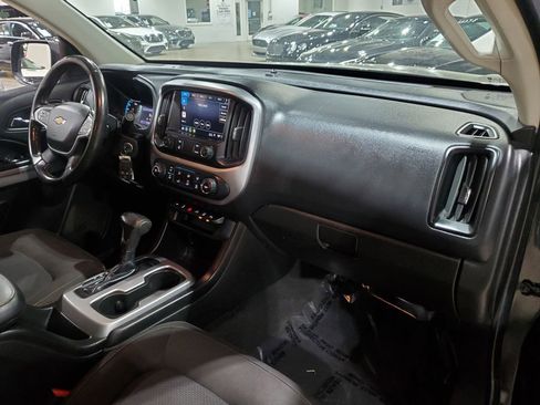Used 2020 Chevrolet Colorado LT w/ Safety Package image 14