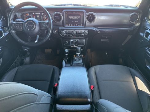 Used 2021 Jeep Wrangler Unlimited Sport image 23
