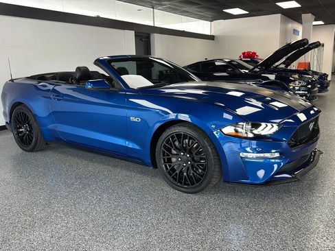 Used 2018 Ford Mustang GT Premium RWD image 39