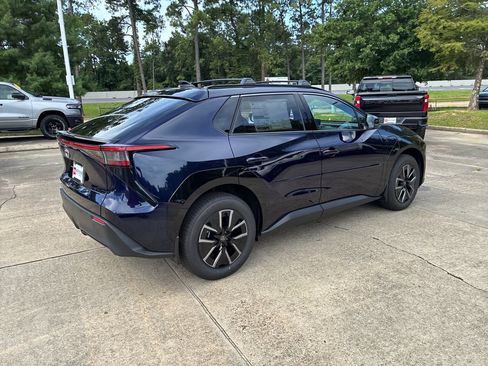 New 2026 Toyota bZ FWD image 7