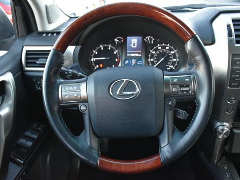 Used 2010 Lexus GX 460 image 14