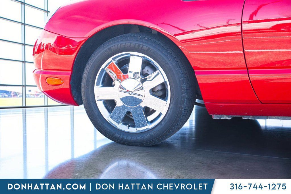 Used 2002 Ford Thunderbird RWD image 31
