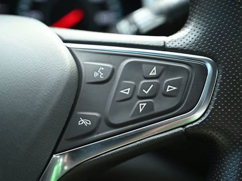 Used 2023 Chevrolet Malibu LT image 39