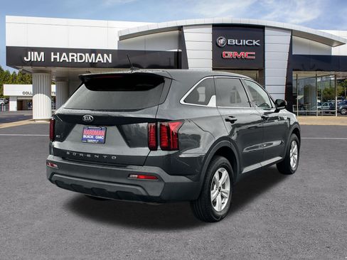 Used 2021 Kia Sorento LX AWD/4WD image 7