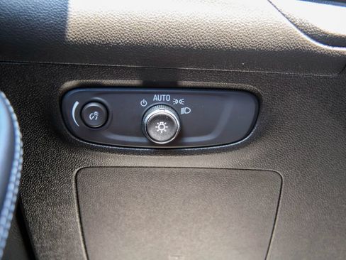 Used 2025 Buick Encore GX Preferred FWD image 17