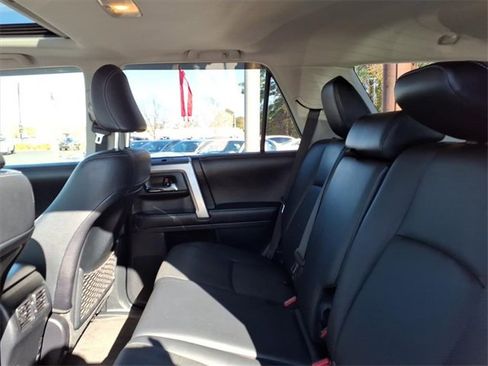 Used 2017 Toyota 4Runner Limited image 7