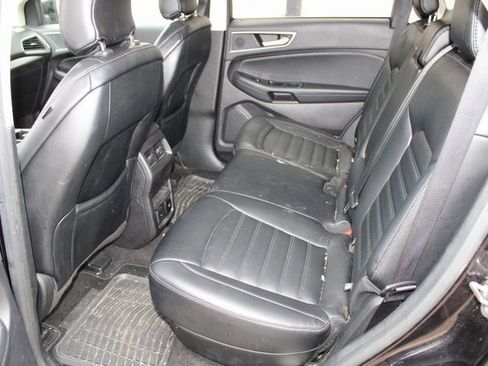 Used 2019 Ford Edge SEL w/ Equipment Group 201A image 5