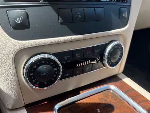 Used 2014 Mercedes-Benz GLK 250 BlueTEC 4MATIC image 15