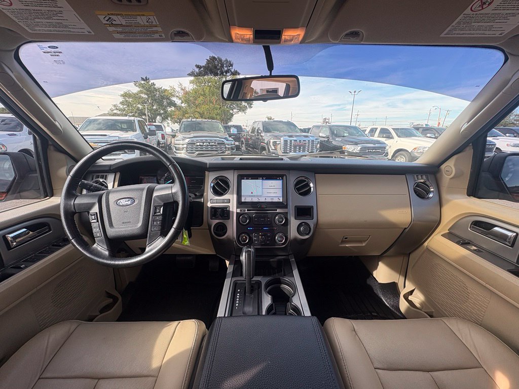 Used 2016 Ford Expedition EL XLT w/ Equipment Group 202A RWD image 25