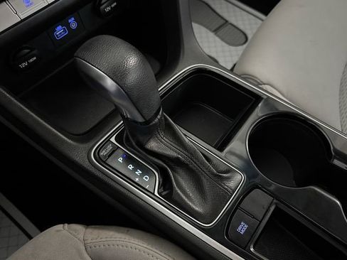 Used 2019 Hyundai Sonata SE image 15