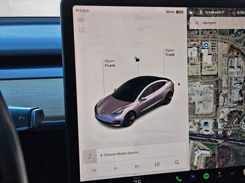 Used 2018 Tesla Model 3 Long Range image 11