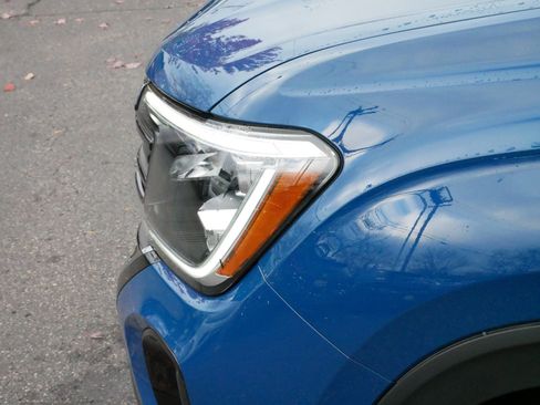 Certified 2025 Volkswagen Atlas Cross Sport SE image 16