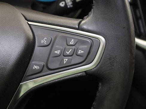 Used 2018 Chevrolet Equinox LT image 32