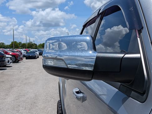 Used 2019 RAM 1500 Laramie w/ Off Road Group AWD/4WD image 12