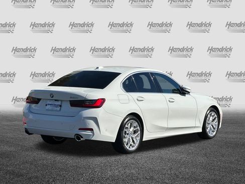 Used 2025 BMW 330i Sedan w/ Premium Package image 5