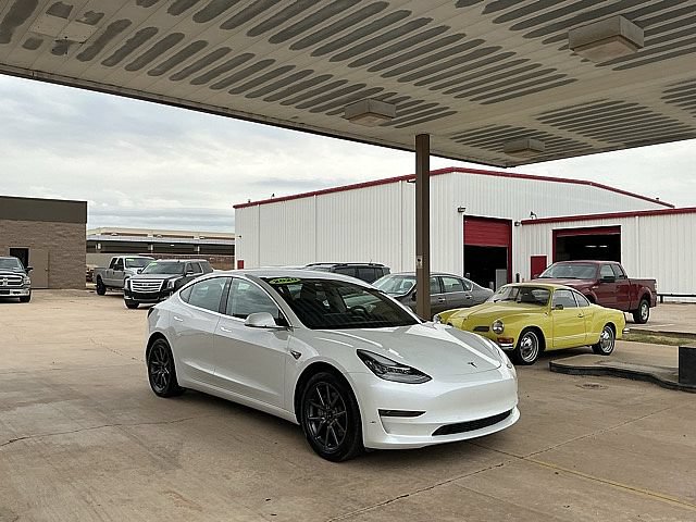 Used 2020 Tesla Model 3 RWD image 3