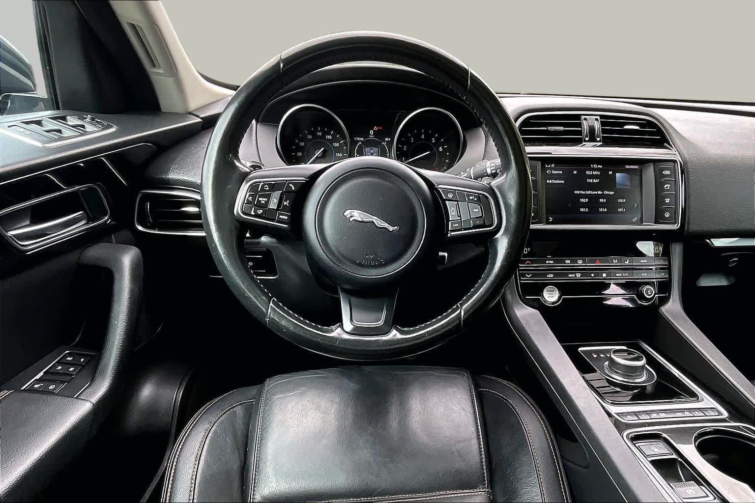Used 2017 Jaguar F-PACE Prestige AWD/4WD image 6