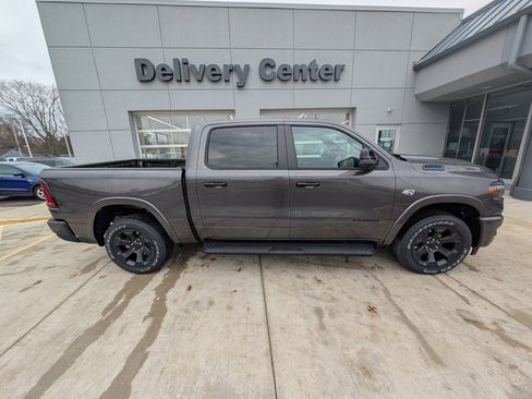 New 2026 RAM 1500 4x4 Crew Cab image 4