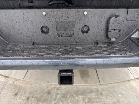 New 2026 RAM 1500 4x4 Crew Cab image 9