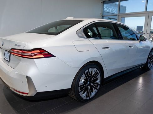New 2025 BMW 530i xDrive 530i xDrive image 5